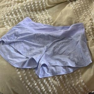 lululemon speed up mid rise shorts